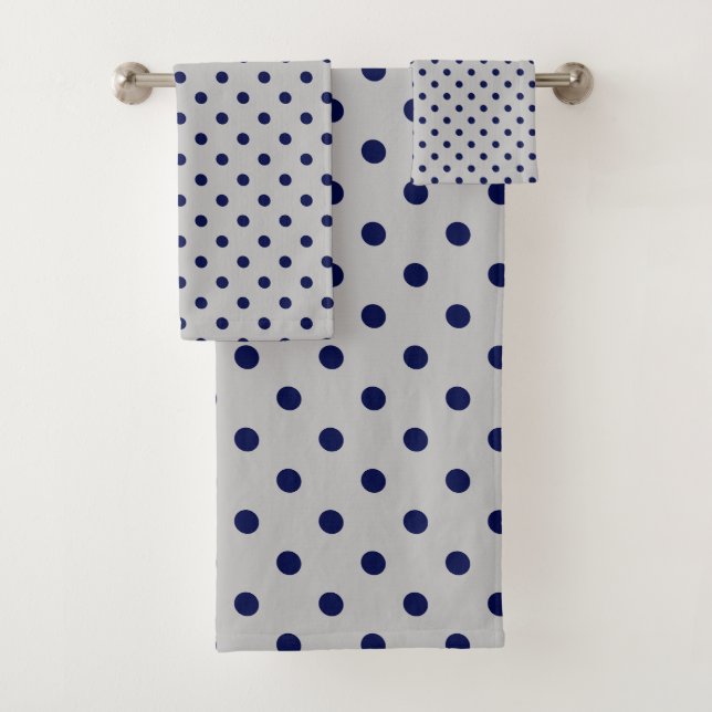 Gray Navy Polka Dot Bath Towel Set (Insitu)