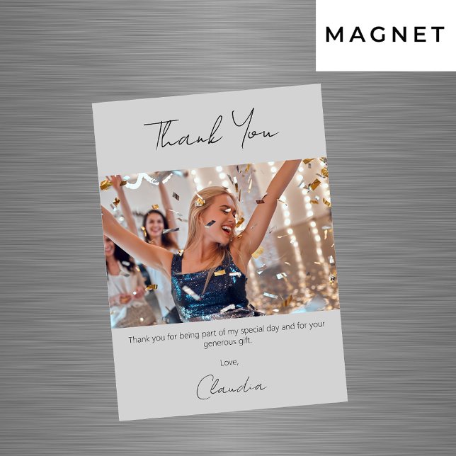 Gray photo thank you magnet card (Creator Uploaded)