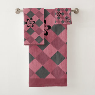 Gray pink geometric checkered pattern with flowers bath towel set