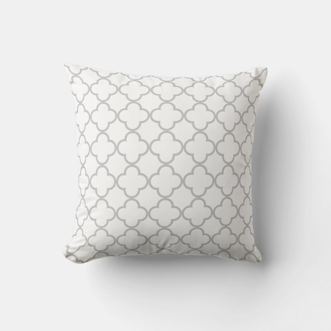 Gray Quatrefoil Pattern Throw Pillow (Front)