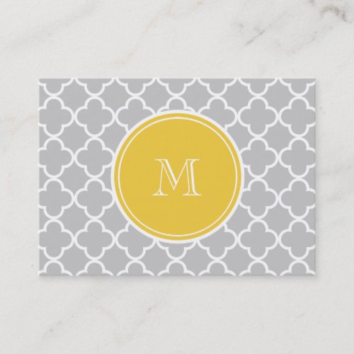 Gray Quatrefoil Pattern, Yellow Monogram Business Cards