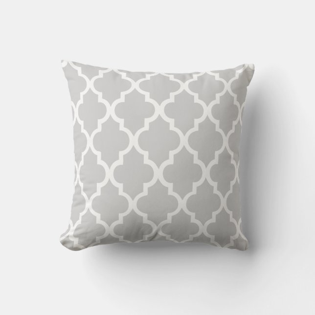 Gray Quatrefoil Tiles Pattern Throw Pillow (Front)