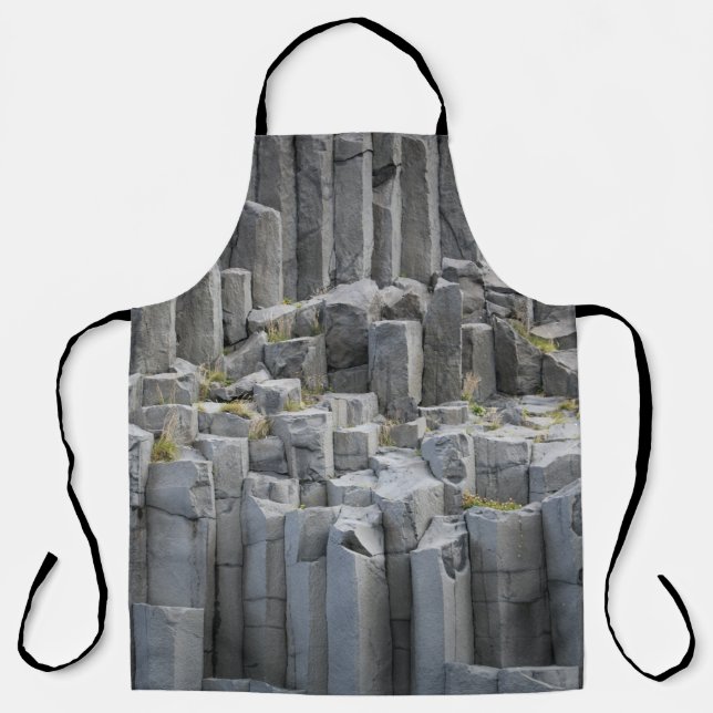 Gray rock formation apron (Front)
