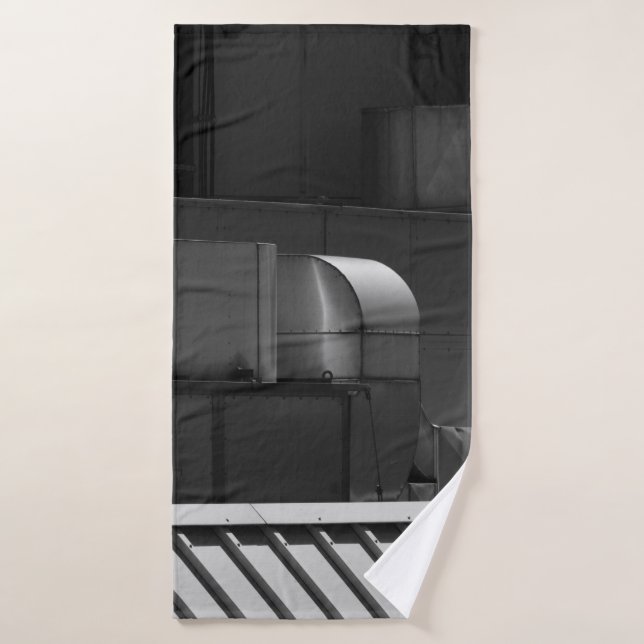 GRAY SCALE PHOTO OF A TRAIN BATH TOWEL (Bath Towel)