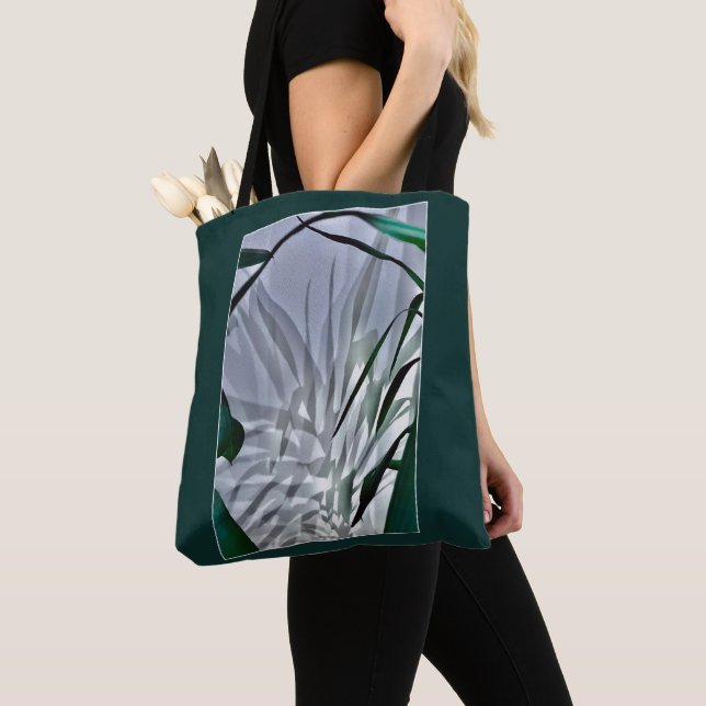 Gray shadows tote bag (Close Up)