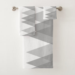 Gray triangles bath towel set