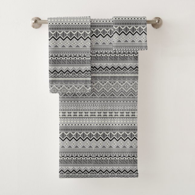 Gray white aztec patterns design bath towel set (Insitu)