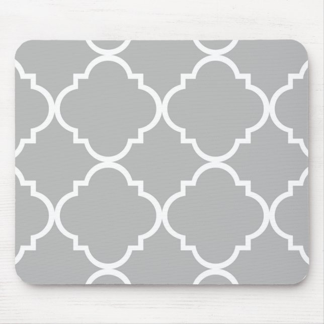 Gray White Large Quatrefoil Pattern Mouse Pad (Front)