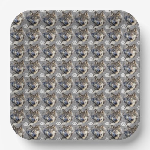 Gray Wolf Dignity Paper Plates