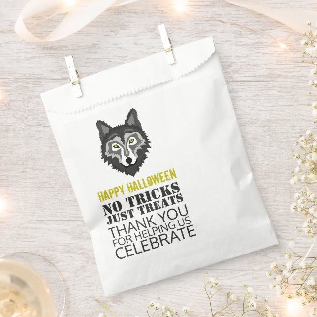 Gray Wolf, Halloween Party Favor Bag (Clipped)