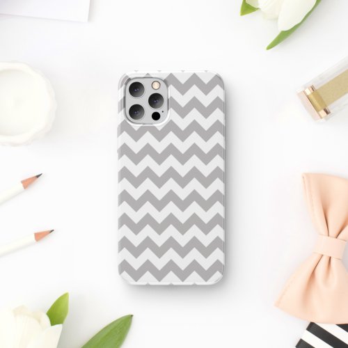 Gray Zigzag Gray Chevron Geometric Pattern iPhone 11 Case