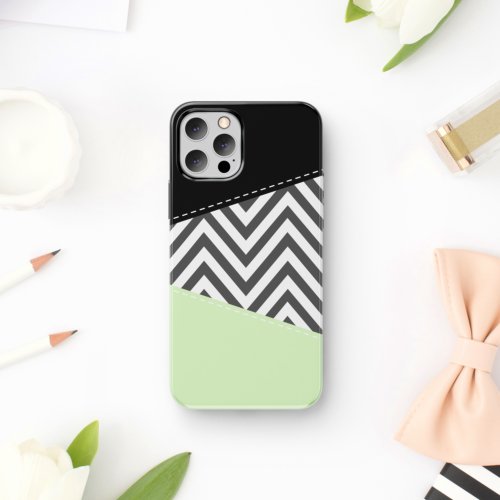 Gray Zigzag Gray Chevron Zigzag Pattern Mint iPhone 11 Case