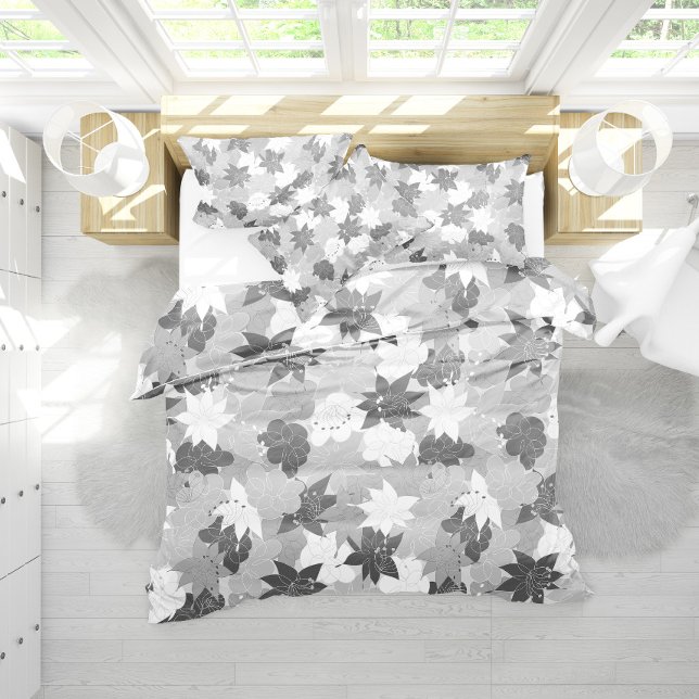 Grayscale Elegant Lily Flower Duvet Cover (Creator Uploaded)