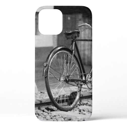 GRAYSCALE PHOTO OF COMMUTER BIKE iPhone 12 CASE