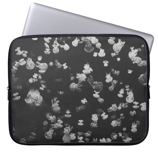 GRAYSCALE PHOTOGRAPHY OF SHOAL OF JELLYFISH LAPTOP SLEEVE