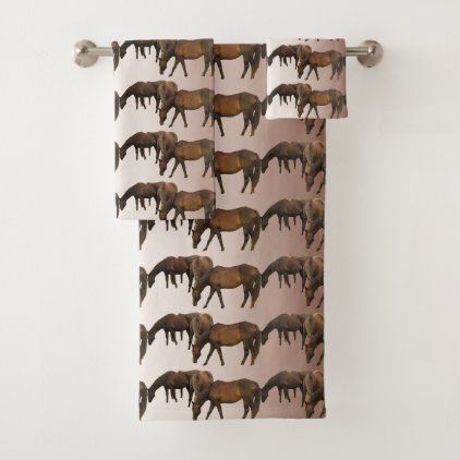 Grazing Brown Horses Pattern Bath Towels