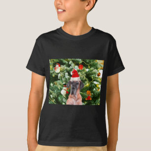 Great Dane w Christmas Tree Gift Boxes Santa Hat T-Shirt
