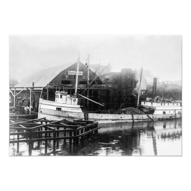 Great Lakes barge steamer George C. Markham Photo Print (Front)