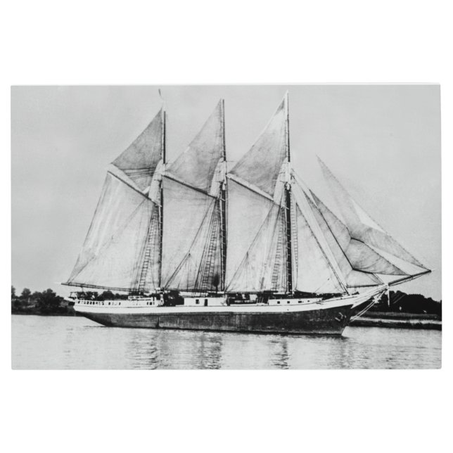 Great Lakes schooner Oliver H. Perry Metal Print (Front)