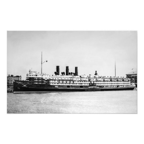 Great Lakes steamship Greater Detroit Photo Print