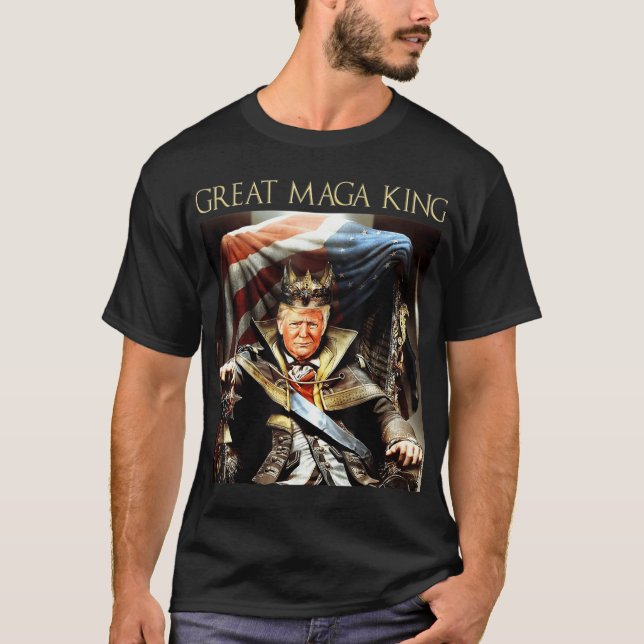 Great Mega King USA Flag Proud Ultra Maga Trump   T-Shirt (Front)