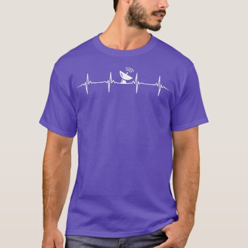 Great Satellite Dish Heartbeat Lover Technician  T_Shirt