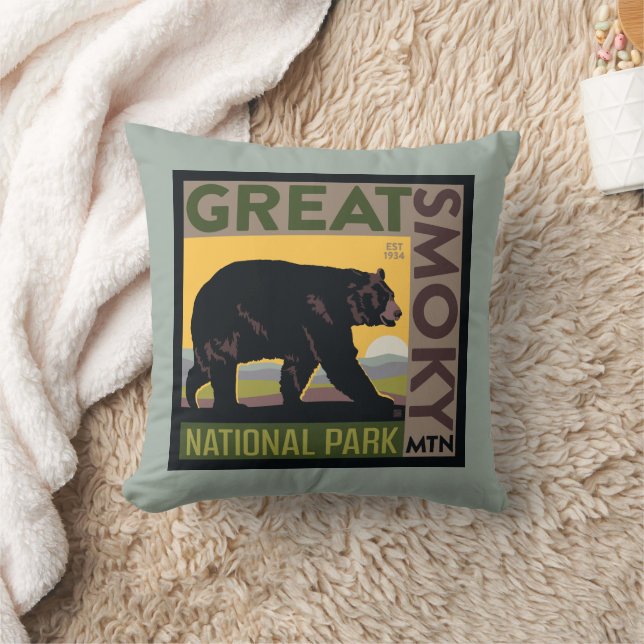 Great Smoky Mountain National Park| Bear Throw Pillow (Blanket)