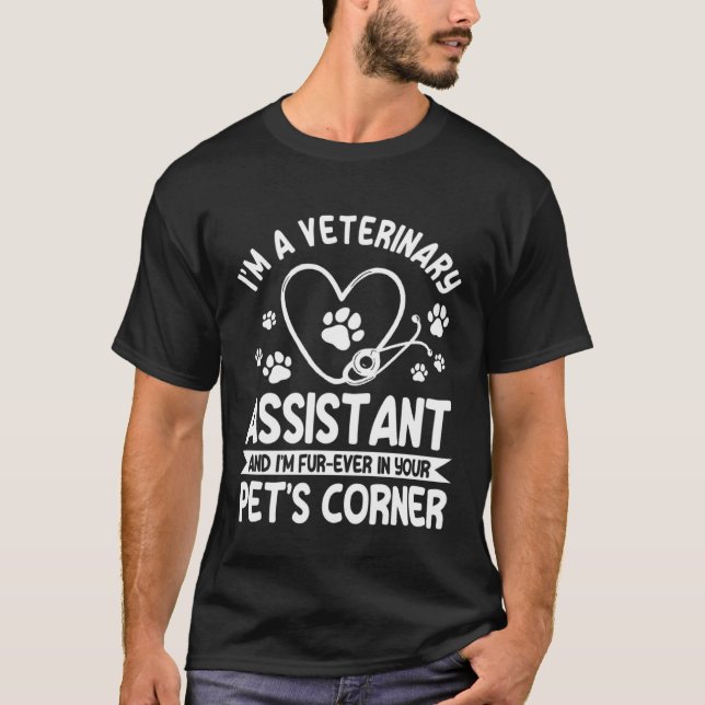 Great Veterinary Assistant Saying Animal Caretaker T-Shirt (Front)