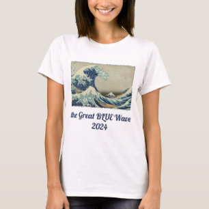 Great Wave Off the Coast of Kanagawa by Hokusai T-Shirt