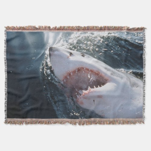 Great White Shark on sea Throw Blanket