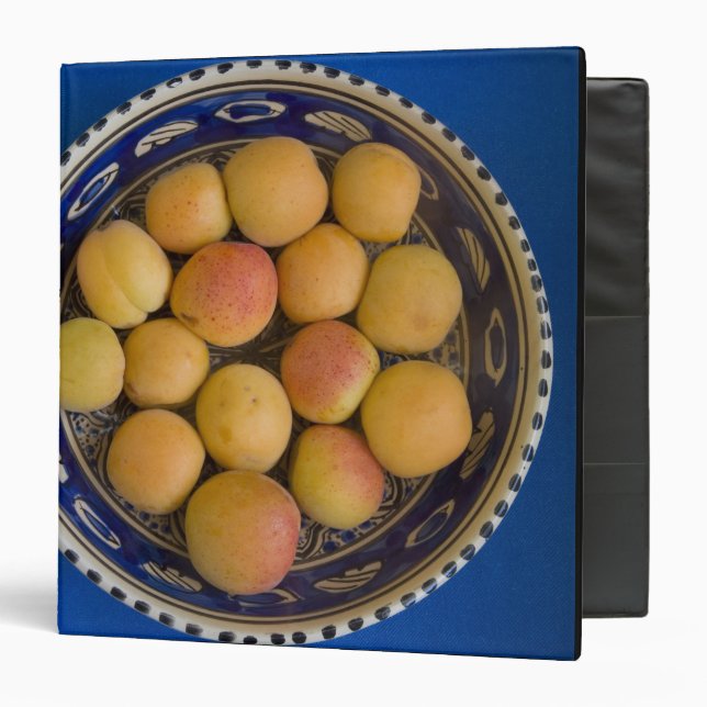 Greece, Crete. A bowl of Mediterranean 3 Ring Binder (Front/Inside)