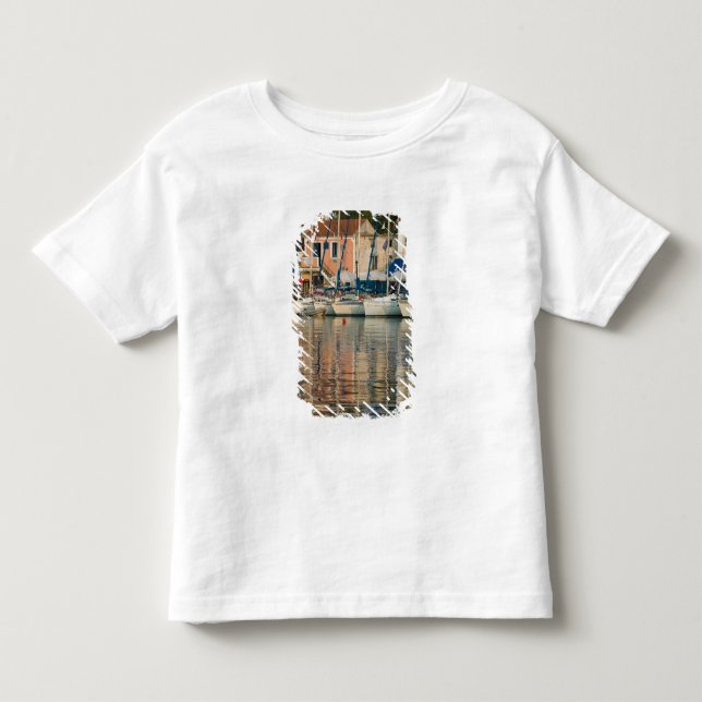GREECE, Ionian Islands, KEFALONIA, Fiskardo: Toddler T-shirt (Front)