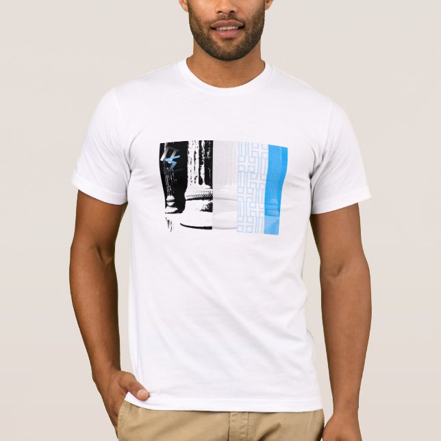 Greek columns retouched... T-Shirt (Front)