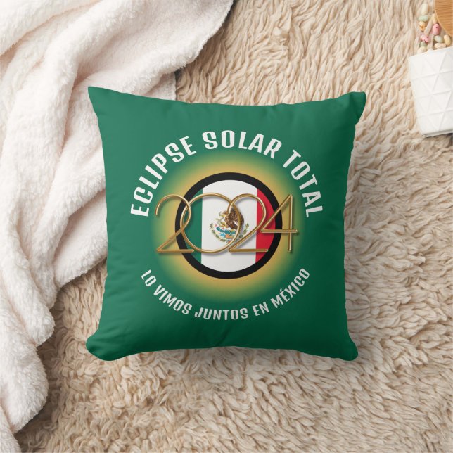 Green 2024 TOTAL SOLAR ECLIPSE Mexico Throw Pillow (Blanket)