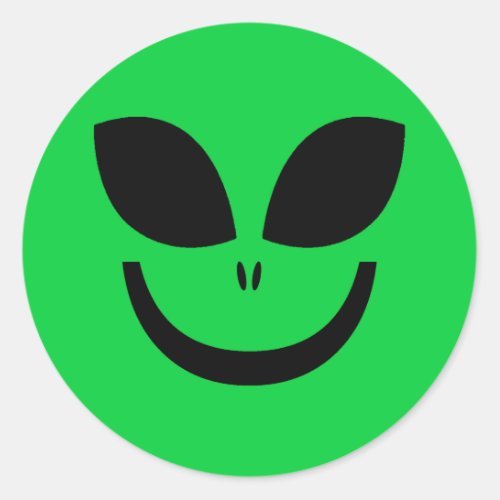 GREEN ALIEN FACE CLASSIC ROUND STICKER