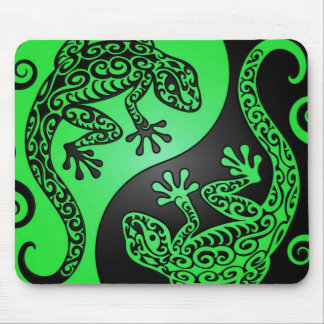 Green and Black Yin Yang Geckos Mouse Pad