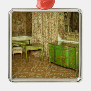 Green and gold lacquer furniture in the state metal ornament