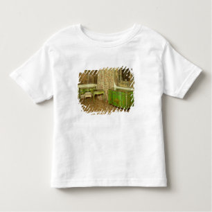 Green and gold lacquer furniture in the state toddler t-shirt