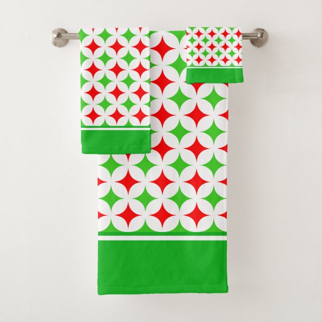 Green and Red Diamond Star Pattern on White Bath Towel Set (Insitu)