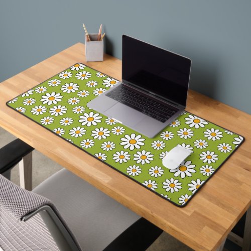 Green and White Floral Daisy Pattern Desk Mat
