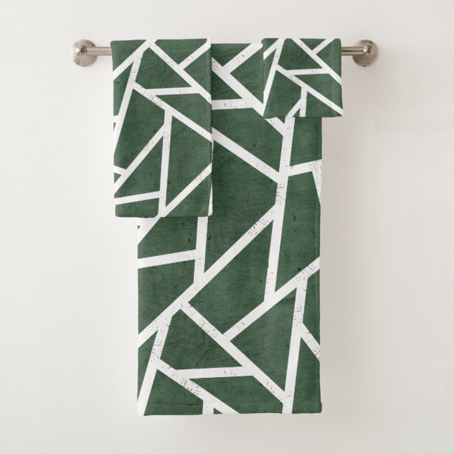 Green and white mosaic pattern bath towel set (Insitu)