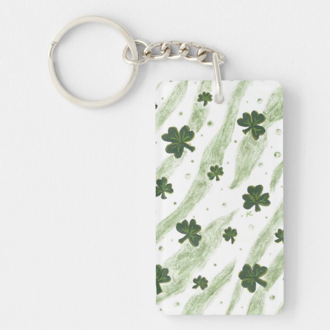 Green and white shamrock pattern acrylic keychain (Front)