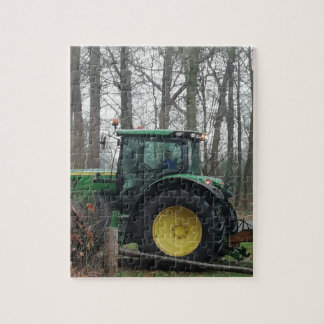 Green and yellow tractor. jigsaw puzzle