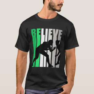 Green Believe Wrestling Motivating Girls Team Retr T-Shirt