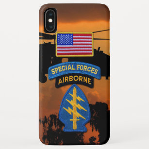 Green Berets Special Forces Groups Veterans Vets iPhone XS Max Case