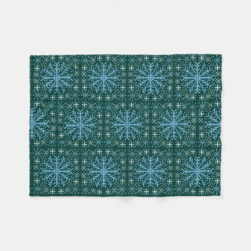 Green blue nordic snowflake pattern  fleece blanket