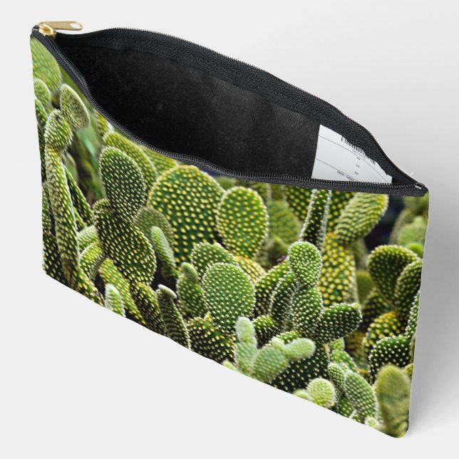 Green cactus accessory pouch (Open)