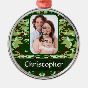 Green camouflage metal ornament