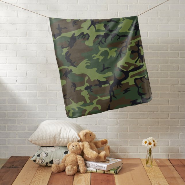 Green Camouflage Pattern, Military Pattern, Army Baby Blanket (In Situ)