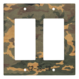 Green camouflage pattern vintage 2020 light switch cover